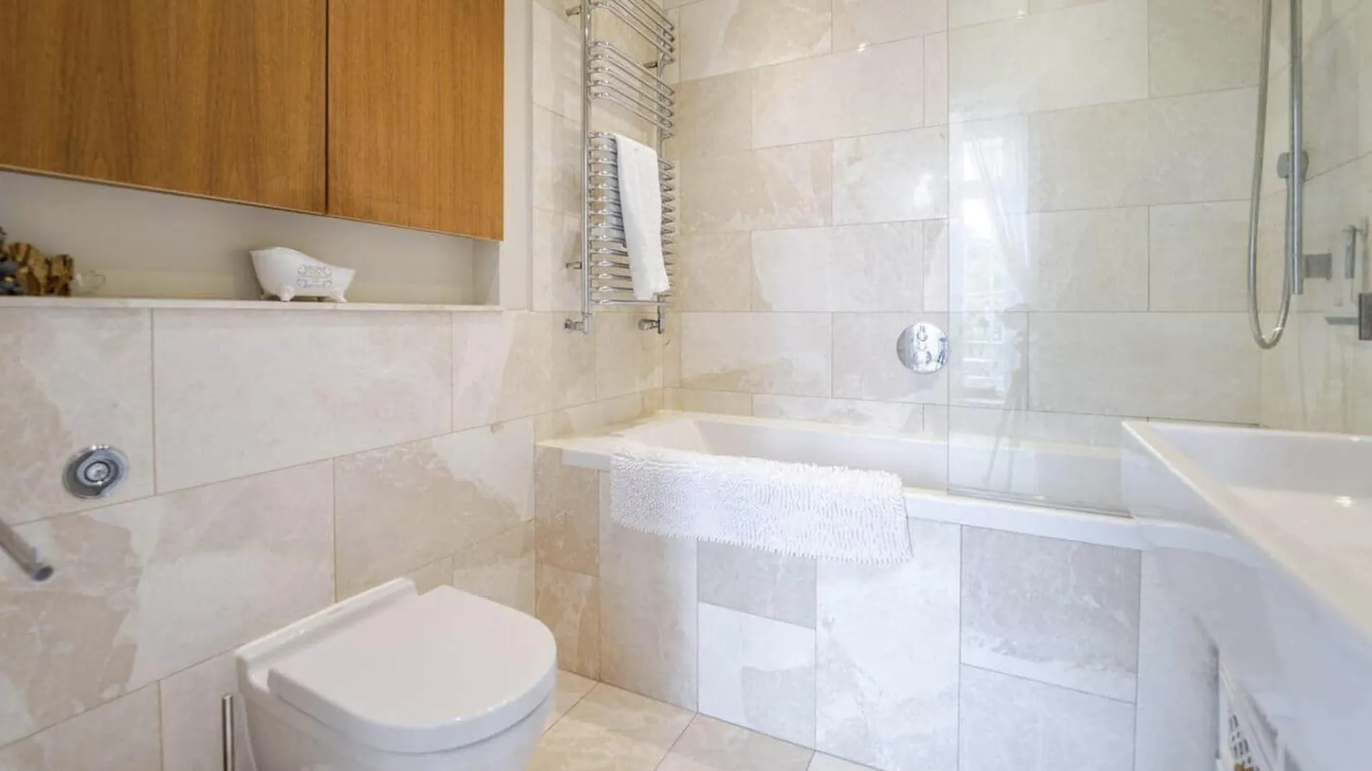 Great Pulteney Retreat Apartment Bath